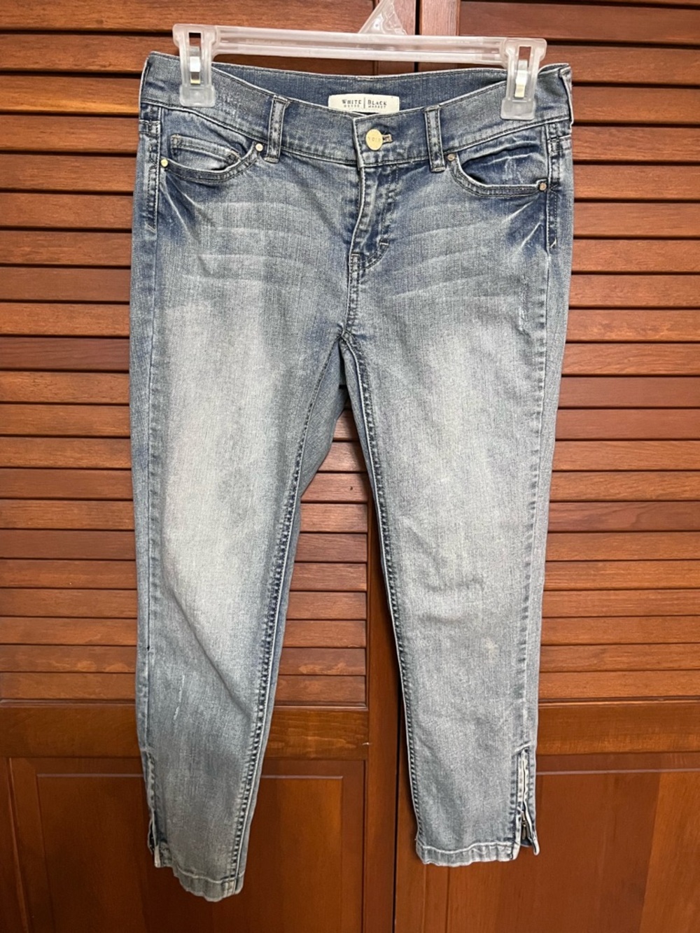 White House Black Market Capri Jeans, Noir 00
